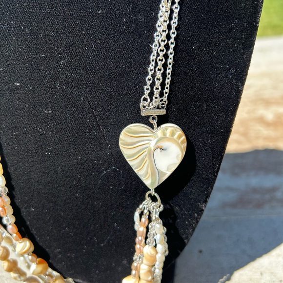 Mother of pearl multi strand necklace - Picture 3 of 4